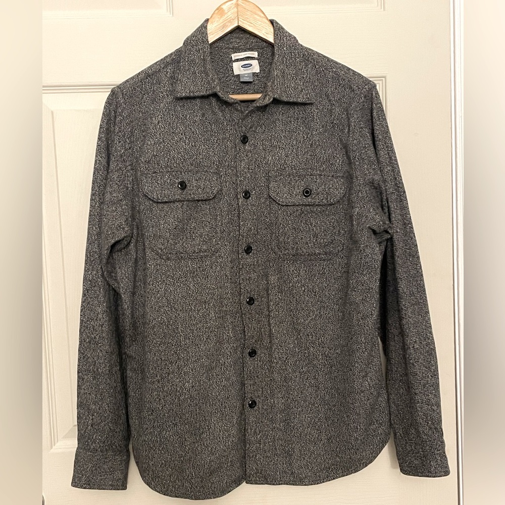 Old Navy Men’s Sweater Shirt